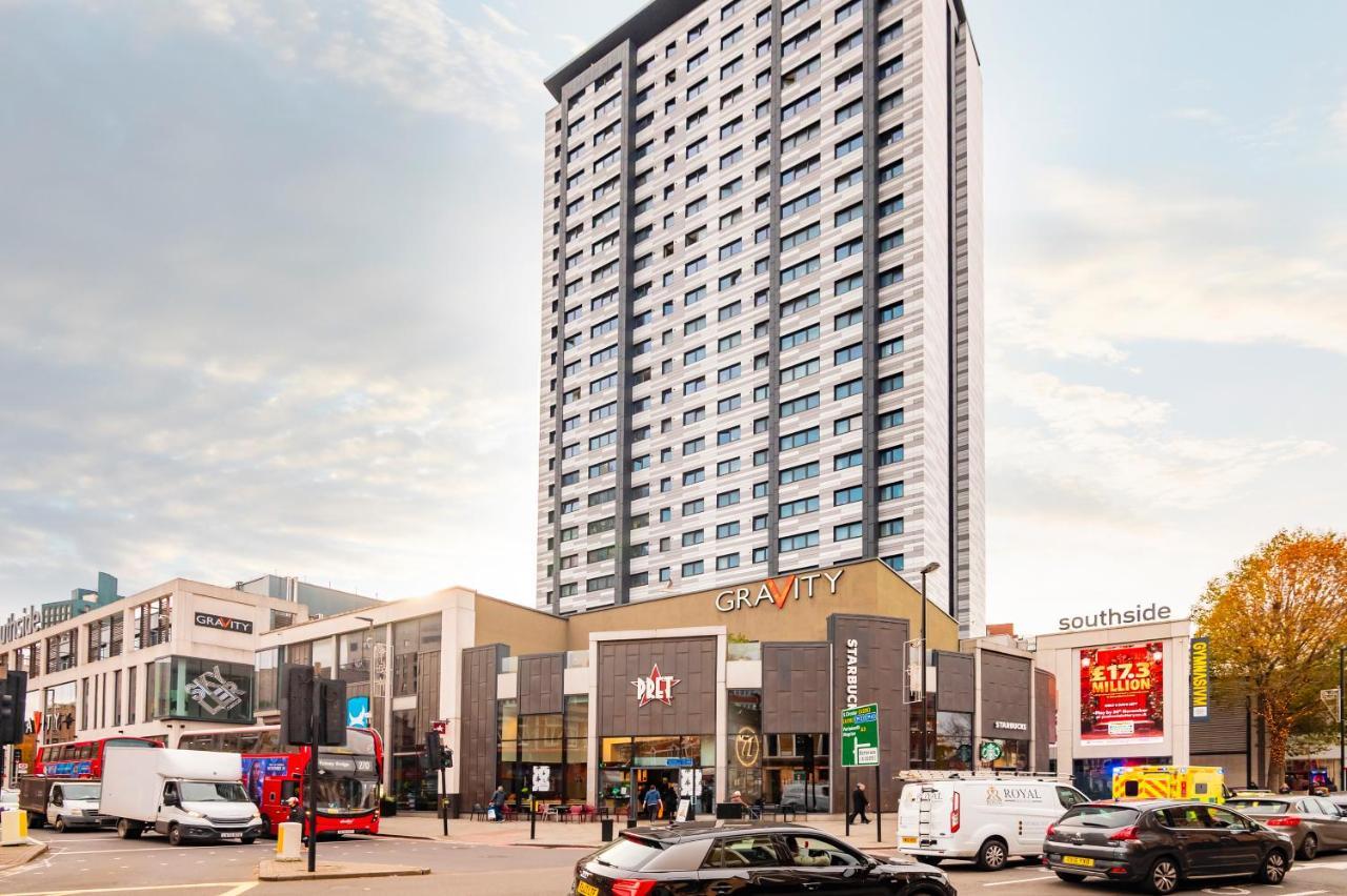Lovely 4 Bedroom Flat In Wandsworth- ลอนดอน ภายนอก รูปภาพ